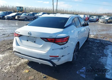 2021 Nissan Sentra Sv Xtronic Cvt z USA, uszkodzony, nr VIN 3N1AB8CV4MY308632